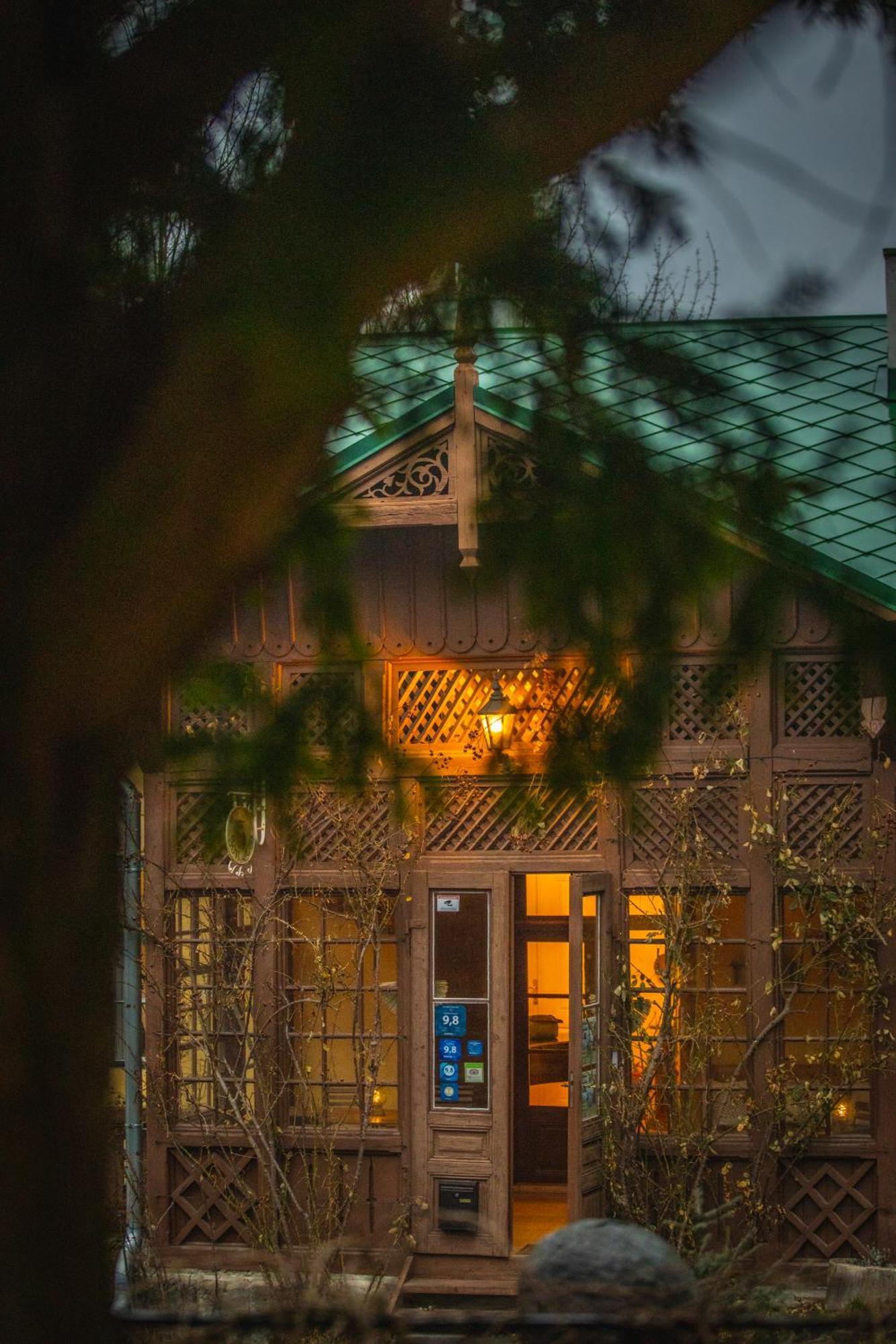 Sovi Dom- Historicke Apartmany Z 19 Storocia, 4Km Od Banskej Stiavnice Svätý Anton Exterior foto
