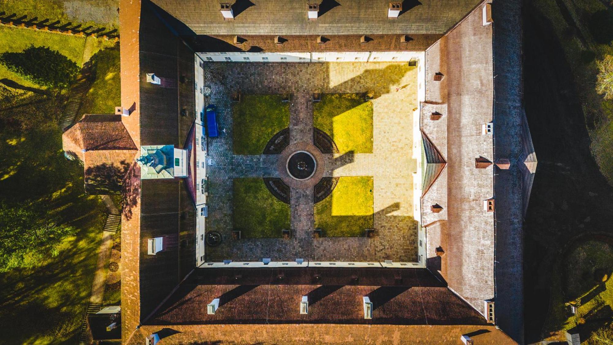 Sovi Dom- Historicke Apartmany Z 19 Storocia, 4Km Od Banskej Stiavnice Svätý Anton Exterior foto